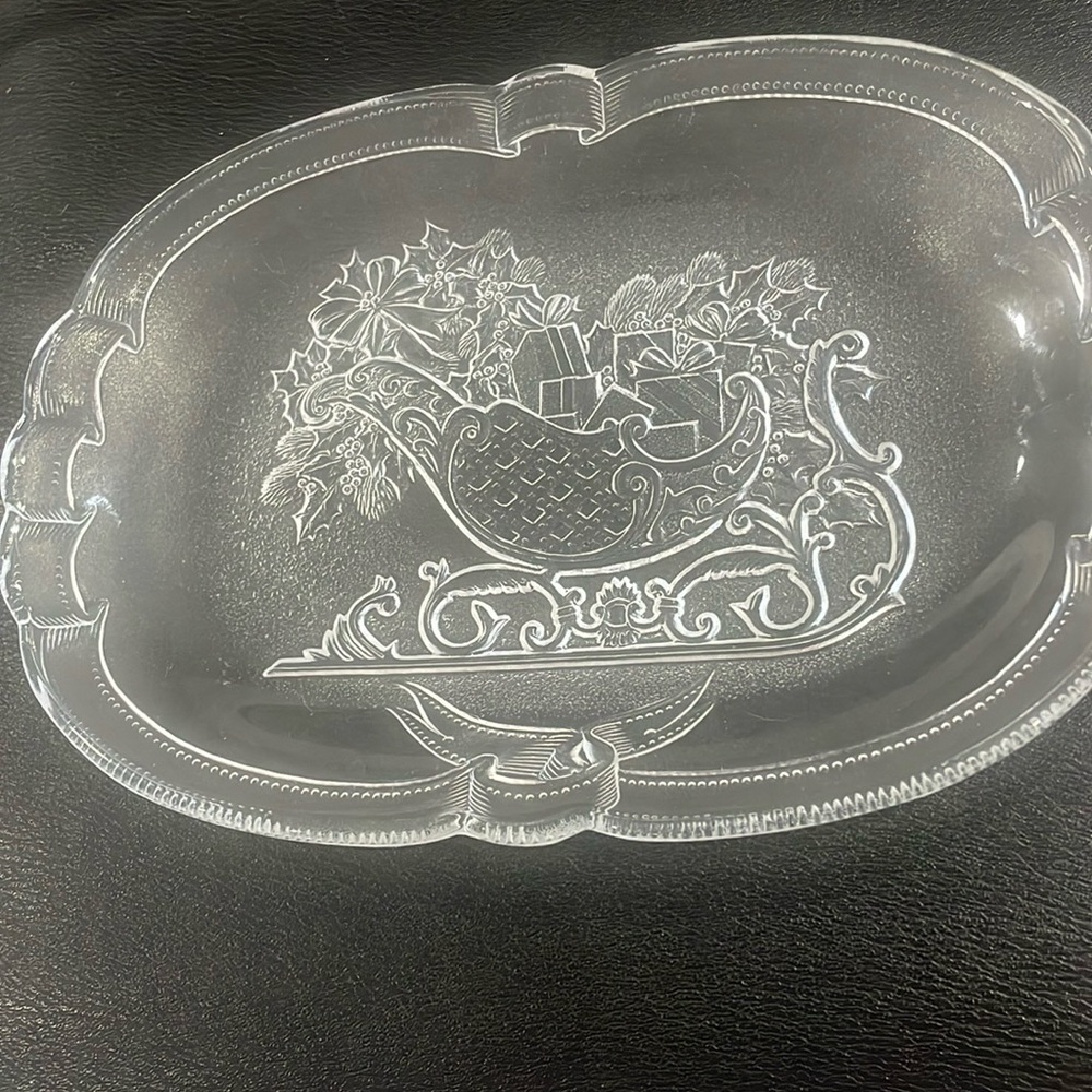 Vintage Mikasa Japan Santa’s Sleigh Frost pattern clear glass serving platter.